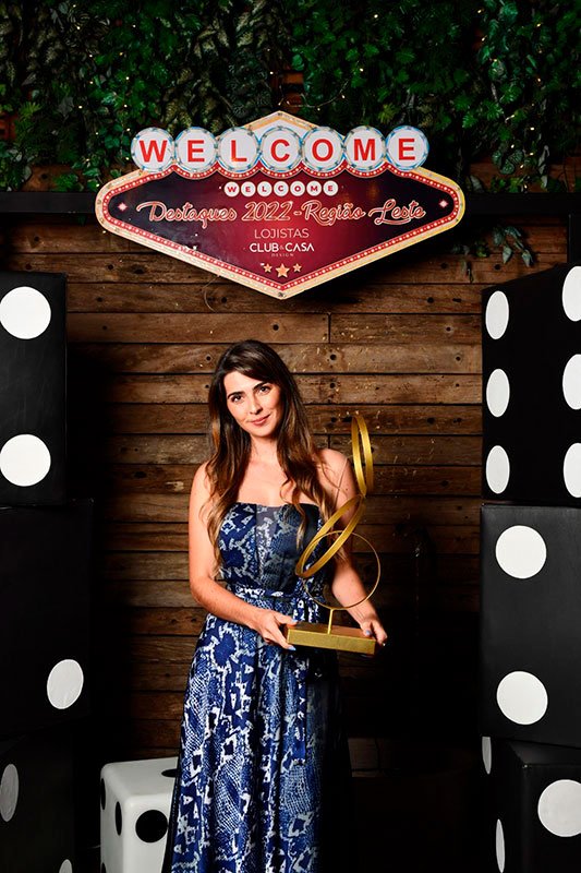 Laís Bellodi - Quem Somos